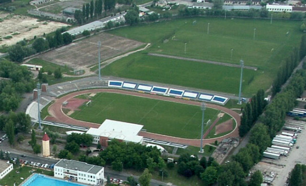szektoi_stadion2