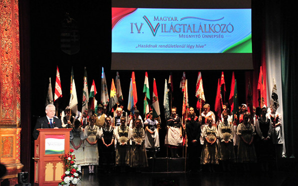 vilagtalalkozo3