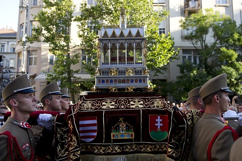 Augusztus 20-án Szent István napját ünnepeljük