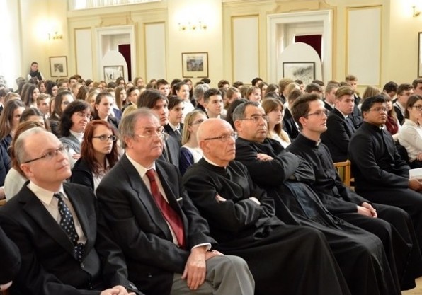 Kalazanci Szent Józsefet, a piarista iskolák alapítóját ünnepelték a kecskeméti PIÁR-ban