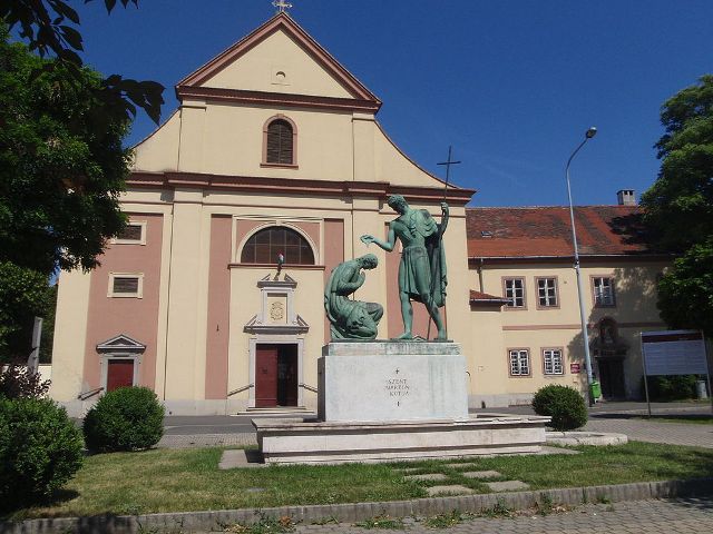 szt-marton-latogato-kozpont0