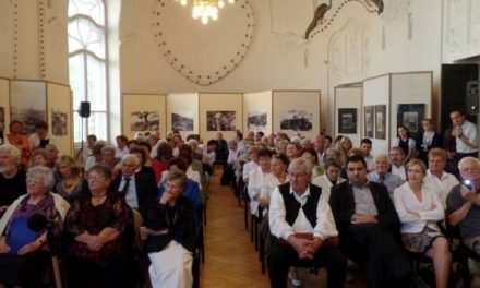 Tíz éves a Toll és Ecset Alapítvány – Boldog születésnapot!