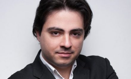 Balázs János koncertjével indul Moszkvában a Magyar Klasszikusok sorozat