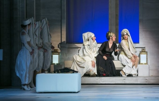Olasz nő Algírban – Rossini vígoperája először az Opera műsorán