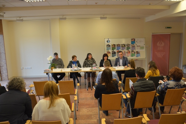 Tudásközpont a Hírös Agórában – Mert tanulni jó egy életen át