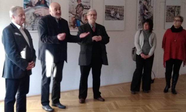 Nijat AYVAZ fotográfus kiállításának megnyitója