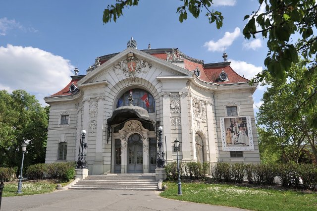 Meseváros – Projektnyitó rendezvény a kecskeméti színházban