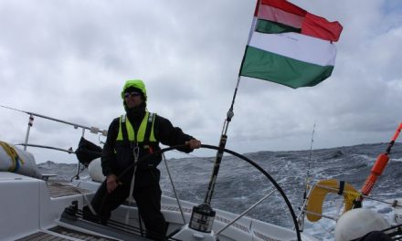 A víz világnapján vitorlázók látogatnak a ménteleki iskolába