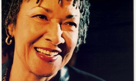 Budapestre érkezik Rhoda Scott, a Hammond-orgona mezítlábas királynője
