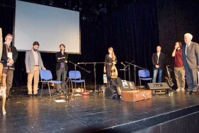Hírös kecskemétiek a Kamaraszínház pódiumán