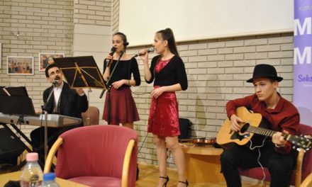 Szénási Pál és családja volt a Montázs est vendége