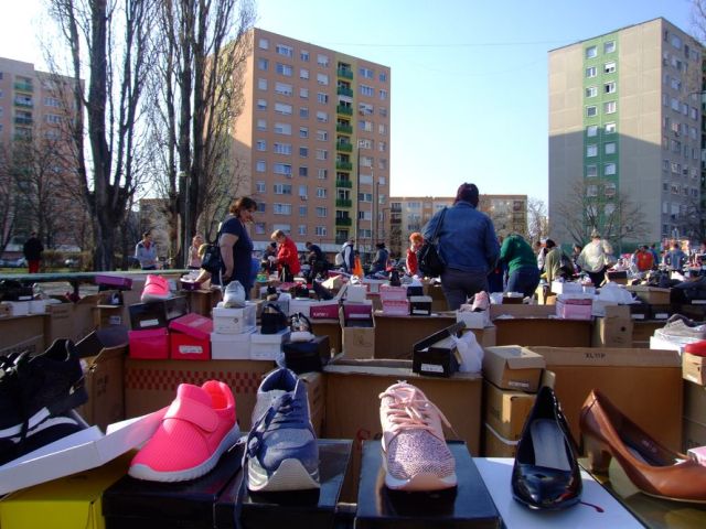 Óriási választék és nagy érdeklődés a széchenyivárosi vásárokban