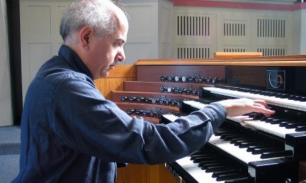 Francesco Finotti világhírű orgonaművész szólaltatja meg a hangszerek királynőjét