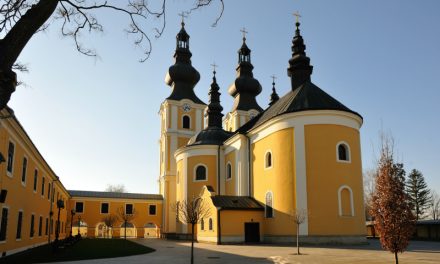 Utazók a könyvtárban – Mária könnyei magyar földön