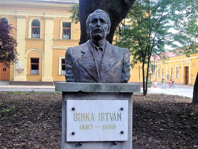 A „fekete bojtár” – Ötven éve halt meg Sinka István