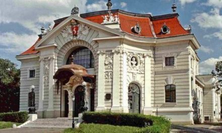 MESEVÁROS projektzáró rendezvény a kecskeméti színházban