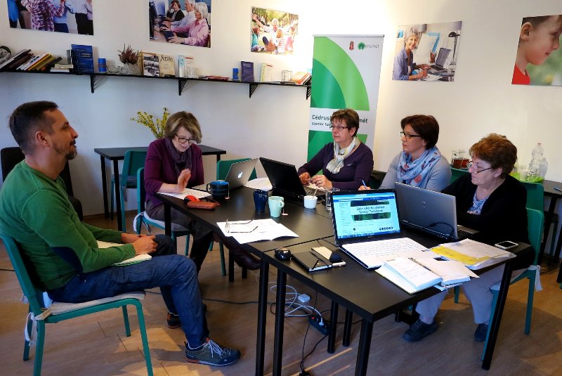 Sárközy Erika szociológus, újságíró, a kecskeméti CédrusNet megálmodója