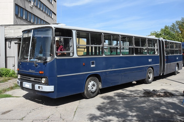 Újabb két Ikarus autóbusszal gyarapodott a Közlekedési Múzeum gyűjteménye