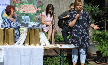 A Montázsmagazin vers- és prózaíró pályázatának díjátadója a Kecskeméti Vadaskertben