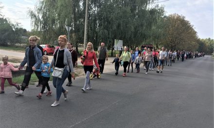 Tízezer lépés – Jótékonysági séta a beteg gyermekekért