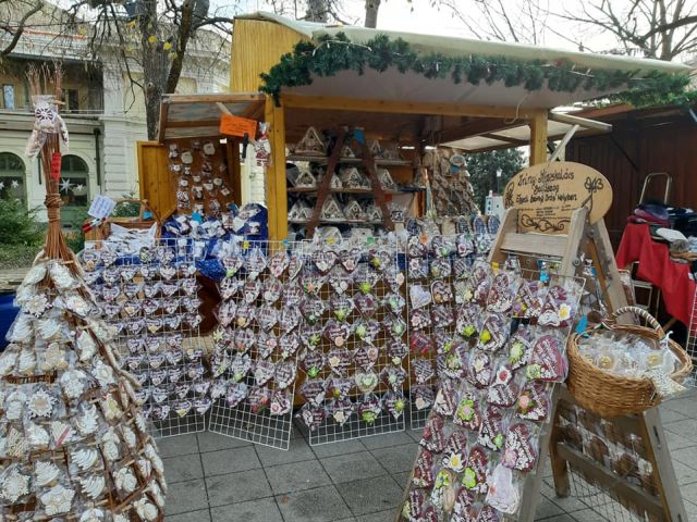 Adventi vásár a Kecskeméti Tanyai Termék Piacon
