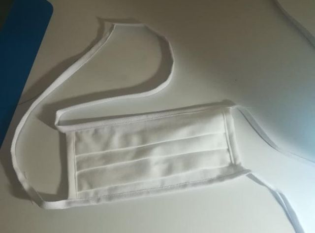Védőmaszkokat a kecskeméti színházban is varrnak