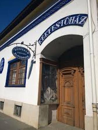 a papai kekfesto muzeum