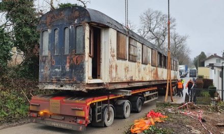 Hazaérkezik Horthy Miklós legendás szerelvényének étkezőkocsija