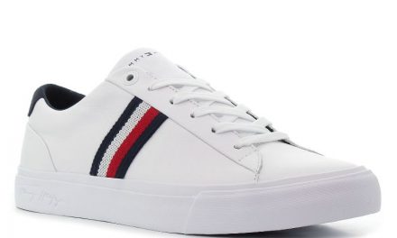 5 kedvelt sneaker, amivel a 2021-es szezont indíthatod