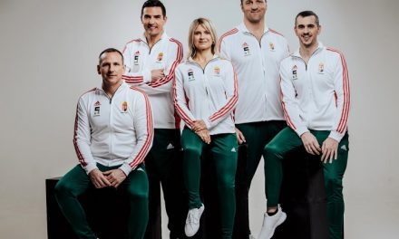 Divatbemutatón az Ötpróba melegítő kollekciója