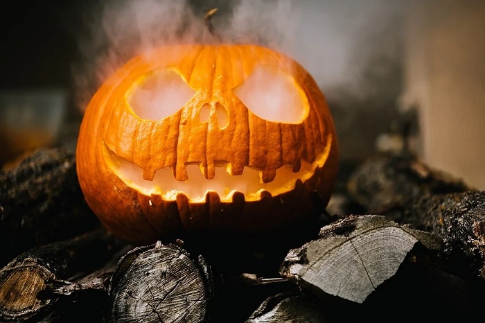 Halloween – Mosoly és kreativitás, no meg ragasztópisztoly