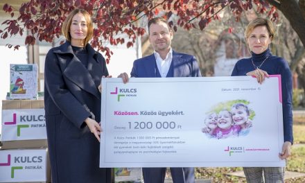 Epres Pannival indítja el jótékonysági programját a Kulcs Patikák