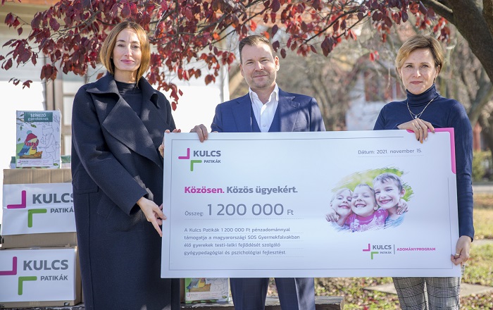 Epres Pannival indítja el jótékonysági programját a Kulcs Patikák