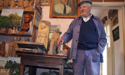 Igó Aladár népi fafaragó, festőművész, aki „igazi őstehetség volt”