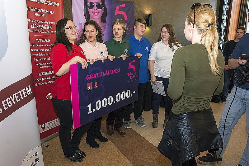 Rekordszámú jelentkezővel indul az 5letből jövő!