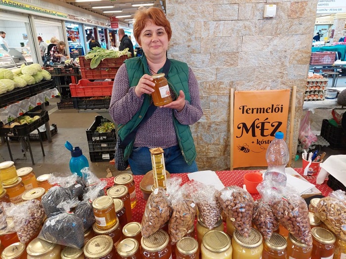 A Varga méhészet a Piaccsarnokban