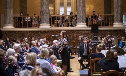 A MÁV Szimfonikusok köszöntik a Zene Világnapját