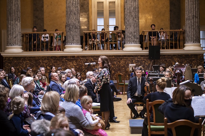 A MÁV Szimfonikusok köszöntik a Zene Világnapját