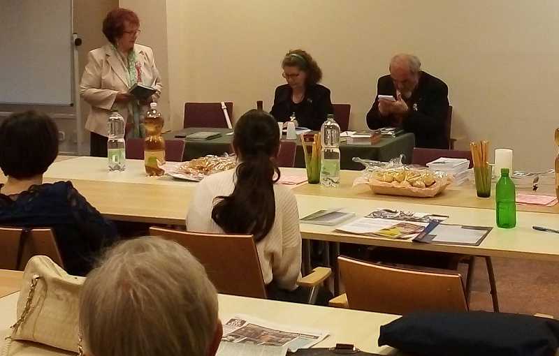 Megemlékezés és könyvbemutató a Baráti Körben