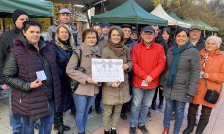 Jótékonysági akció a Tanyai Termék Piacon