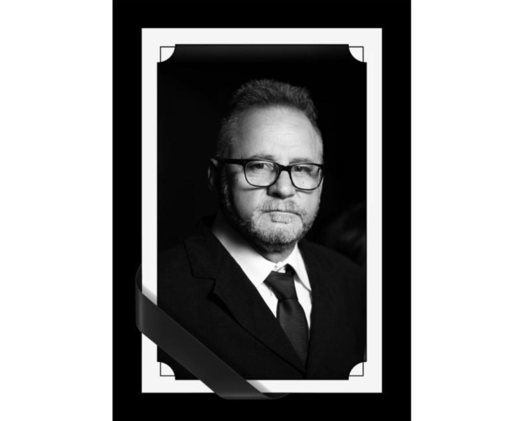 Elhunyt Szabó Csaba, a Kecskeméti Színház produkciós vezetője
