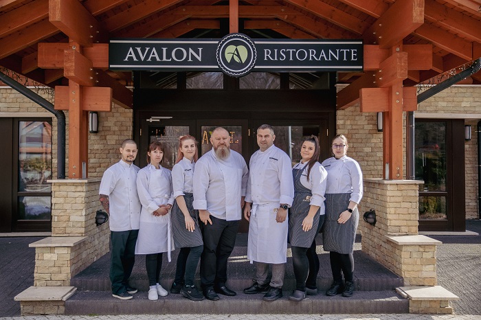 Mihályi László cukrászmester és az Avalon Ristorante