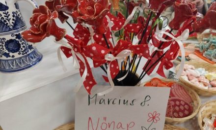 Nőnap a piacon Kecskeméten