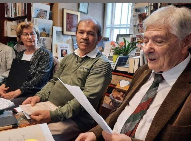 „Határtalan fényben – Tovább csak így élhetsz!” – vallja Drotleff Zoltán Váci Mihály-díjas költő