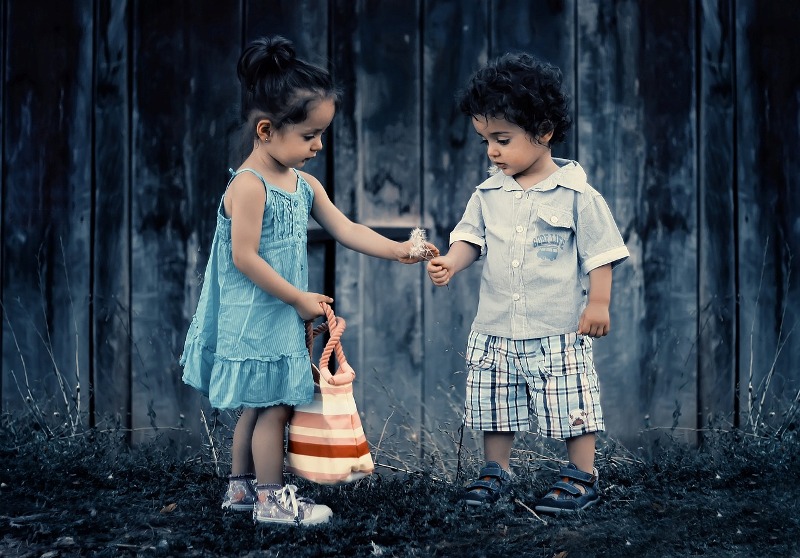 Testvérek napja – Siblings Day – május 31.