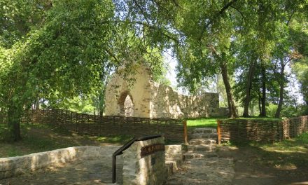 A Balaton-felvidéken kalandozunk 1.0 – (Aszófő) Kövesdi templomrom