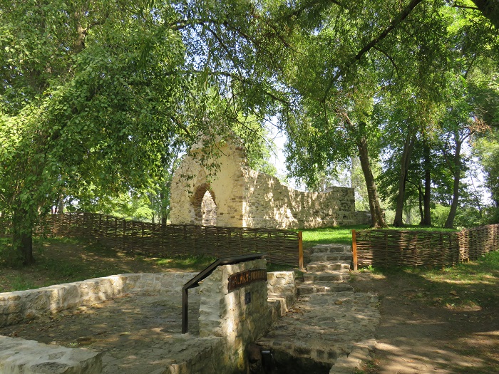 A Balaton-felvidéken kalandozunk 1.0 – (Aszófő) Kövesdi templomrom