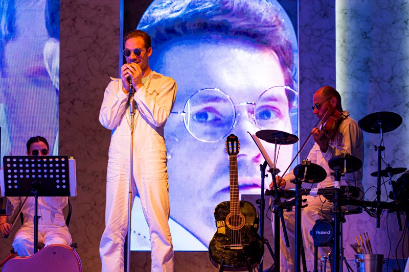 Gyilkosság a Kamaraszínházban! Az elkövető: Tom Ripley