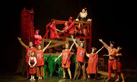 Peller Károly családi musicalje karácsonyra jön