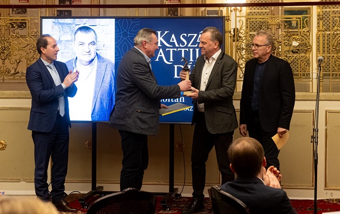 Csankó Zoltán kapta idén a Kaszás Attila-díjat